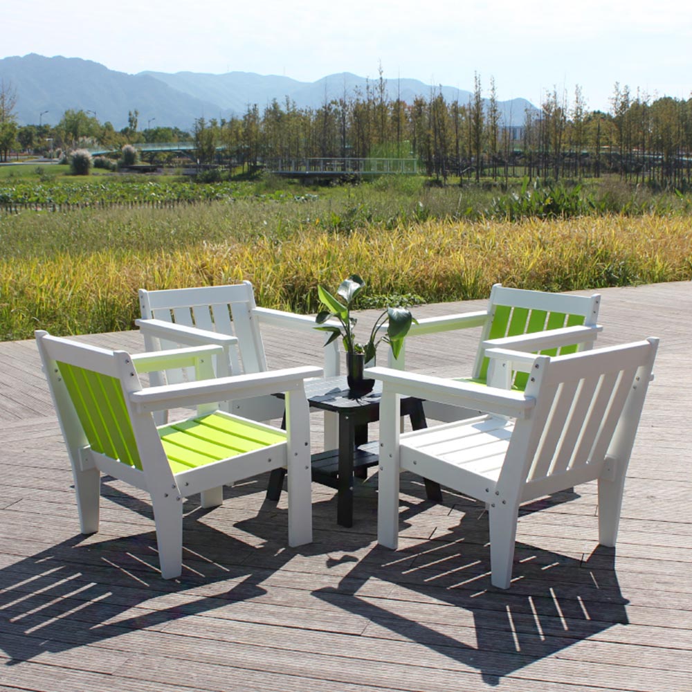DCS501 Four Chairs And A Side Table HDPE Deep Outdoor Chair