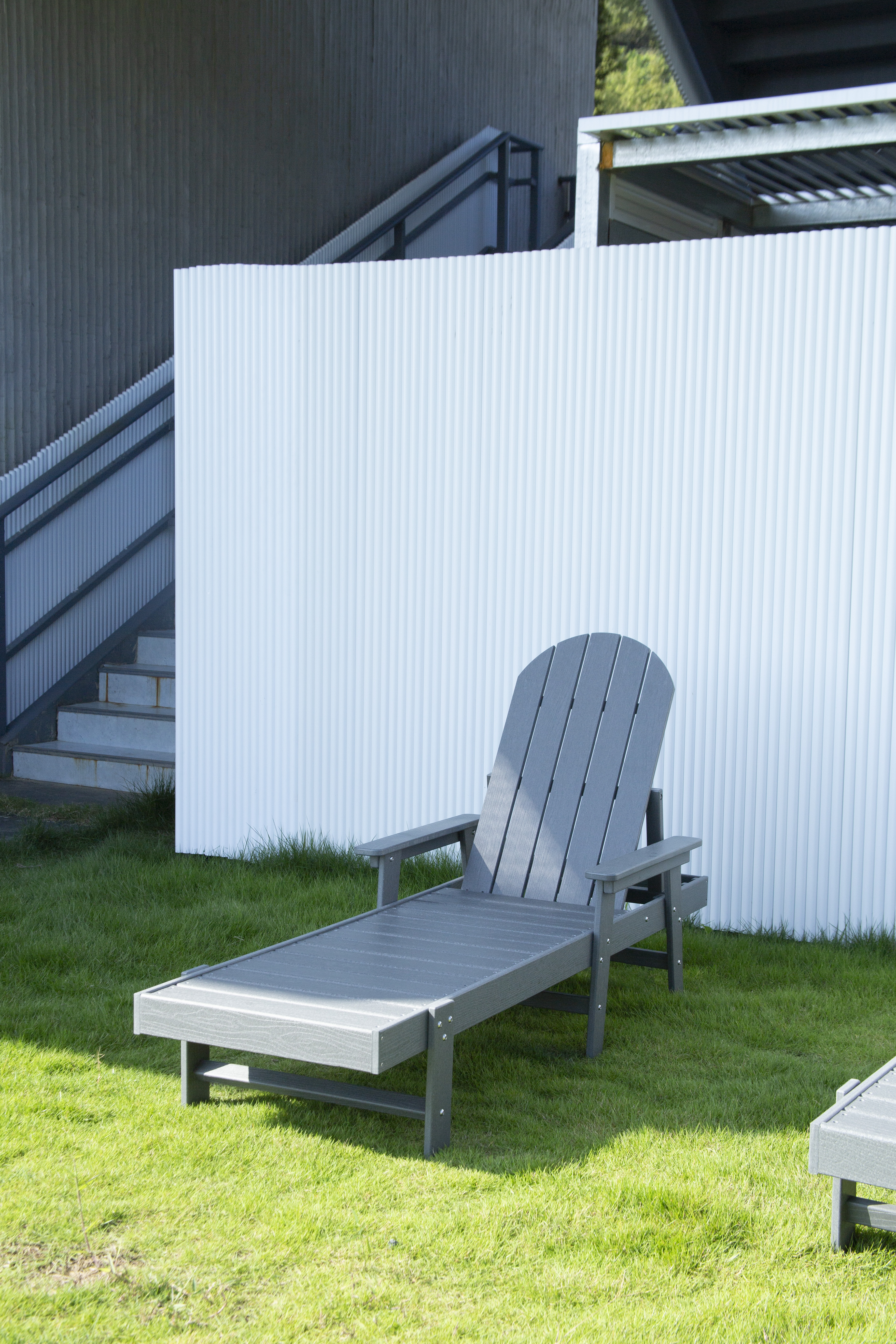 Durable Outdoor HDPE Chaise Lounge Chair Waterproof – Ideal for Wholesale Buyers